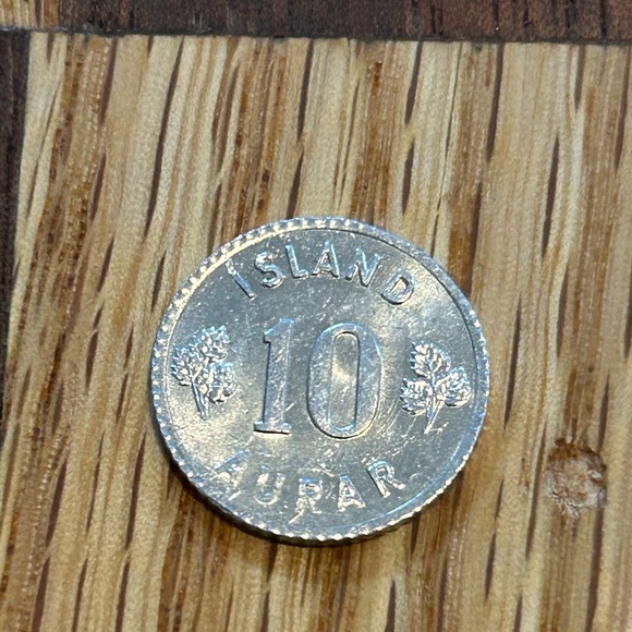 Unique Various Coin Bundle of 4 qty of coins - Nice Little group for a collector - Picture 11 of 14